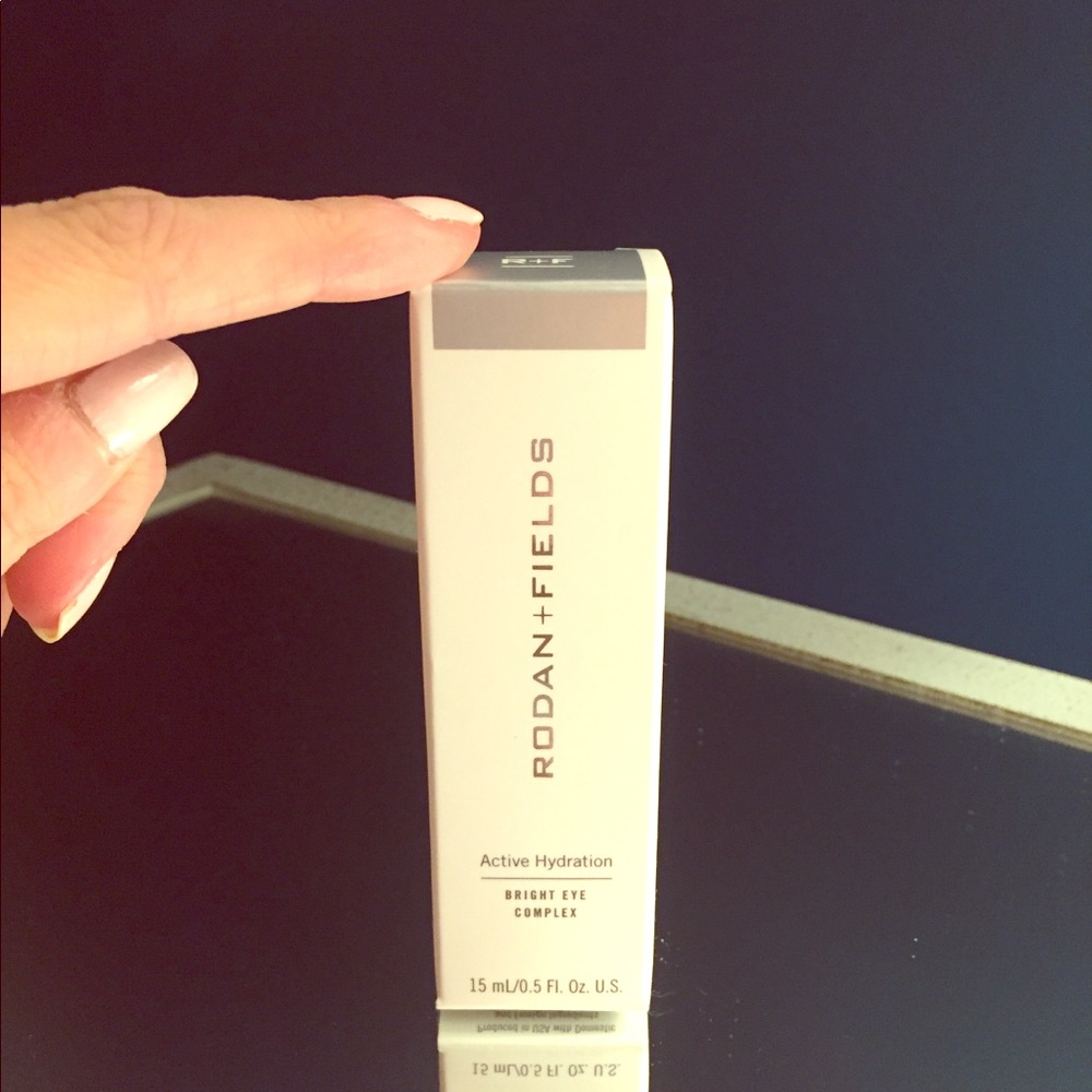 Active Hydration Bright Eye Complex